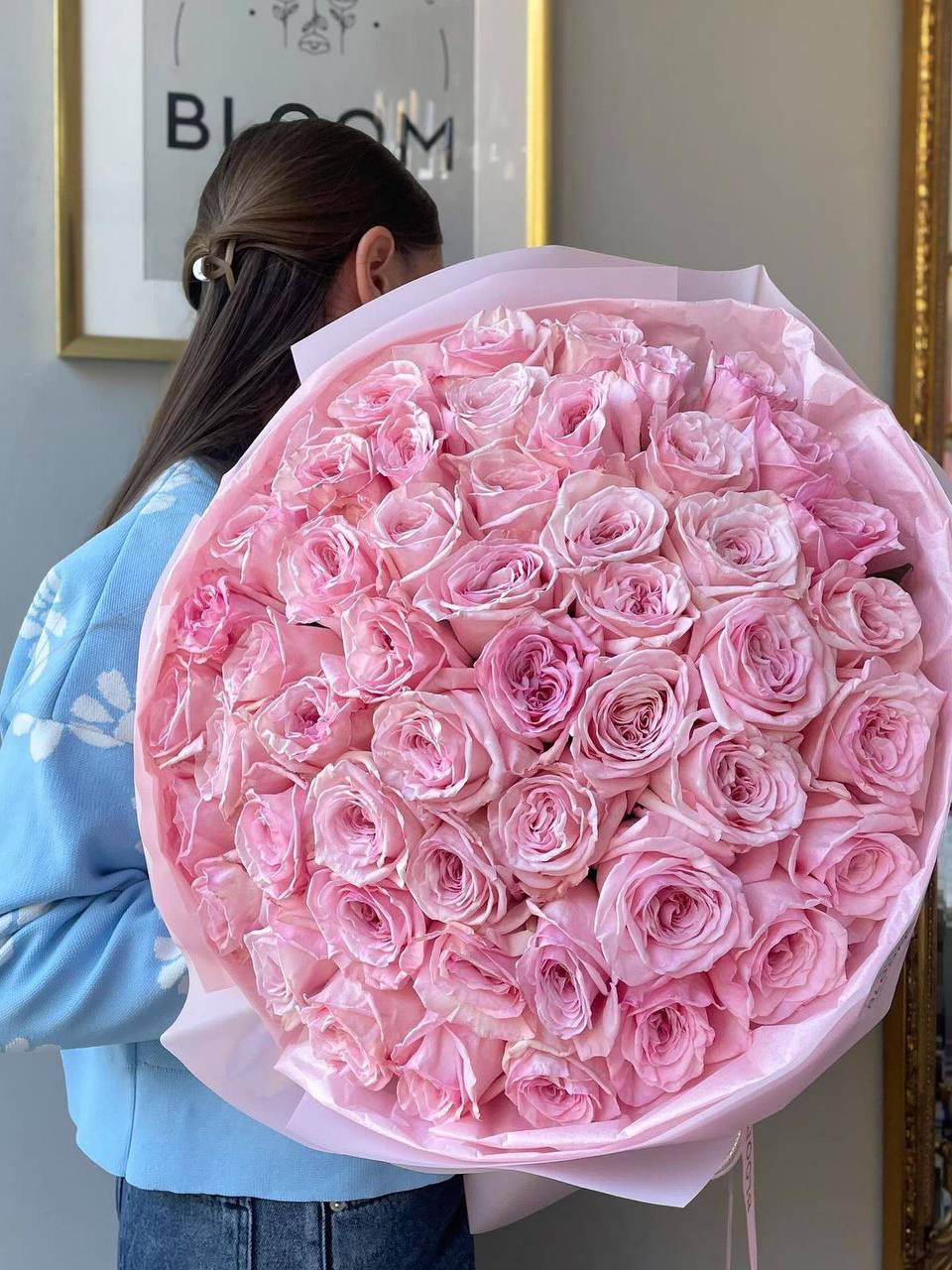 Букет піоновидних троянд Pink O'Hara
